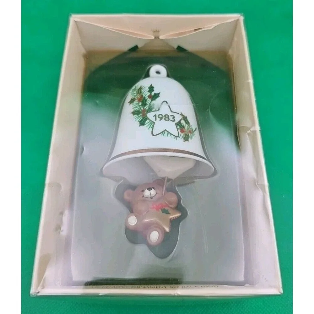 1983 Hallmark‎ Teddy Bear Ringer Ornament Bell 5th In Series New Open Box